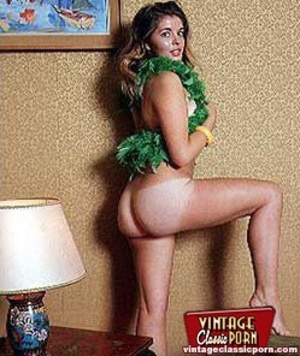 Hairy Vintage Nude Pin Up - Hairy xxx. Sexy vintage pin up girls posing - XXX Dessert - Picture 1