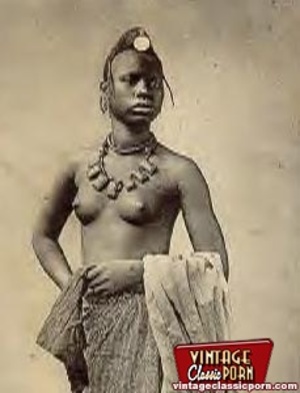 Old classic porn. Several nude African l - Picture 11
