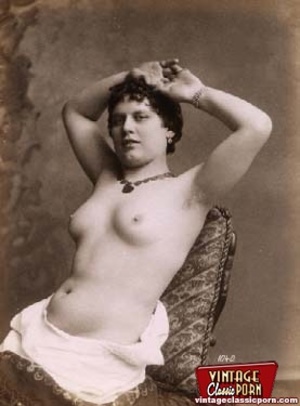 Retro nude. Several Rubens ladies showin - Picture 12