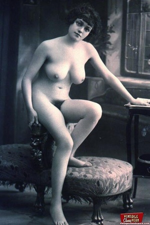 Retro nude. Ladies from the twenties sho - XXX Dessert - Picture 7