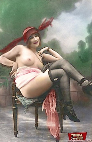 Retro nude. Vintage color tints chicks e - XXX Dessert - Picture 3