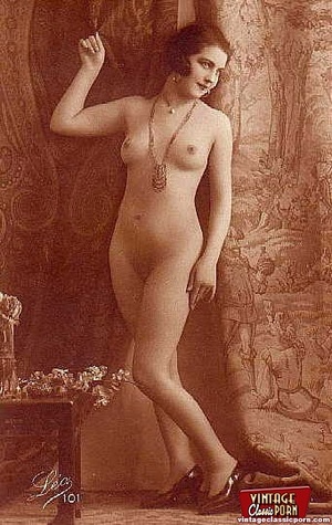 Hairy babes. Full frontal vintage nudity - Picture 8