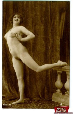 Hairy babes. Full frontal vintage nudity - Picture 10