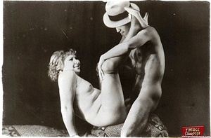 Vintage nude. Horny kinky vintage naked  - Picture 1