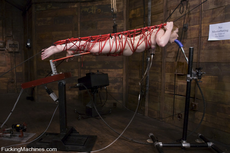 Machine fuck. Madison Young cums from hard - Unique Bondage - Pic 11
