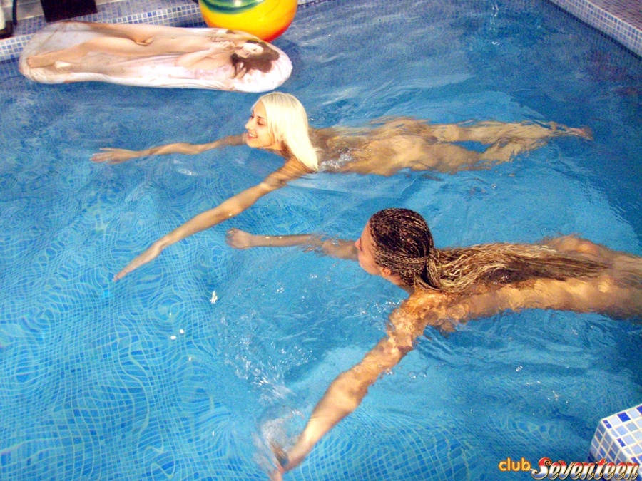 Teen porn girls. Two teenage girls having f - XXX Dessert - Picture 5