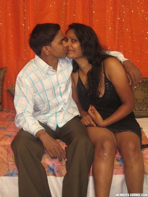 India xxx. Indian slut getting dildo fuc - Picture 5
