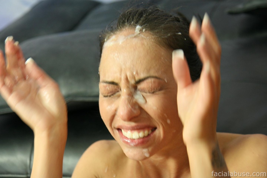 Cumshot porn. Well mannered slut gets face  - XXX Dessert - Picture 15