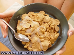 Housewive sex. Wife Eats A Bowl Of Her H - XXX Dessert - Picture 14