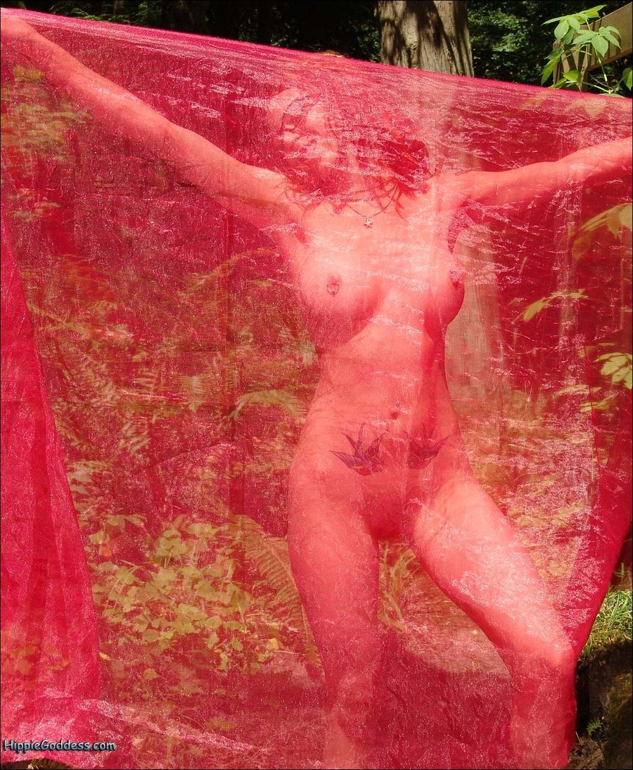 Hairy ladies. Natural Redhead strips and sh - XXX Dessert - Picture 3