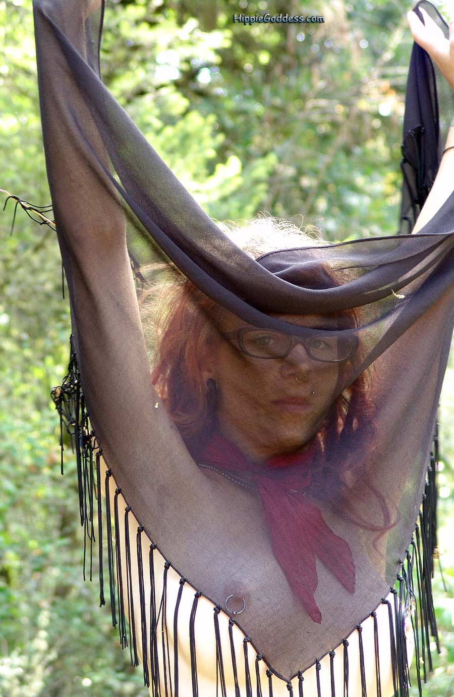 Hairy snatch. Hippie with glasses, tiny red - XXX Dessert - Picture 10