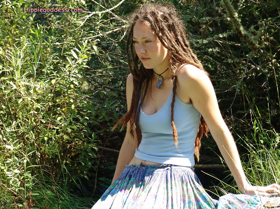 Shemales With Dreadlocks - Young girls. Long dreadlocks, beautiful, hi - XXX Dessert - Picture 1