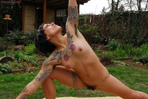 Teen porn girls. Thyme does nude yoga. B - Picture 9
