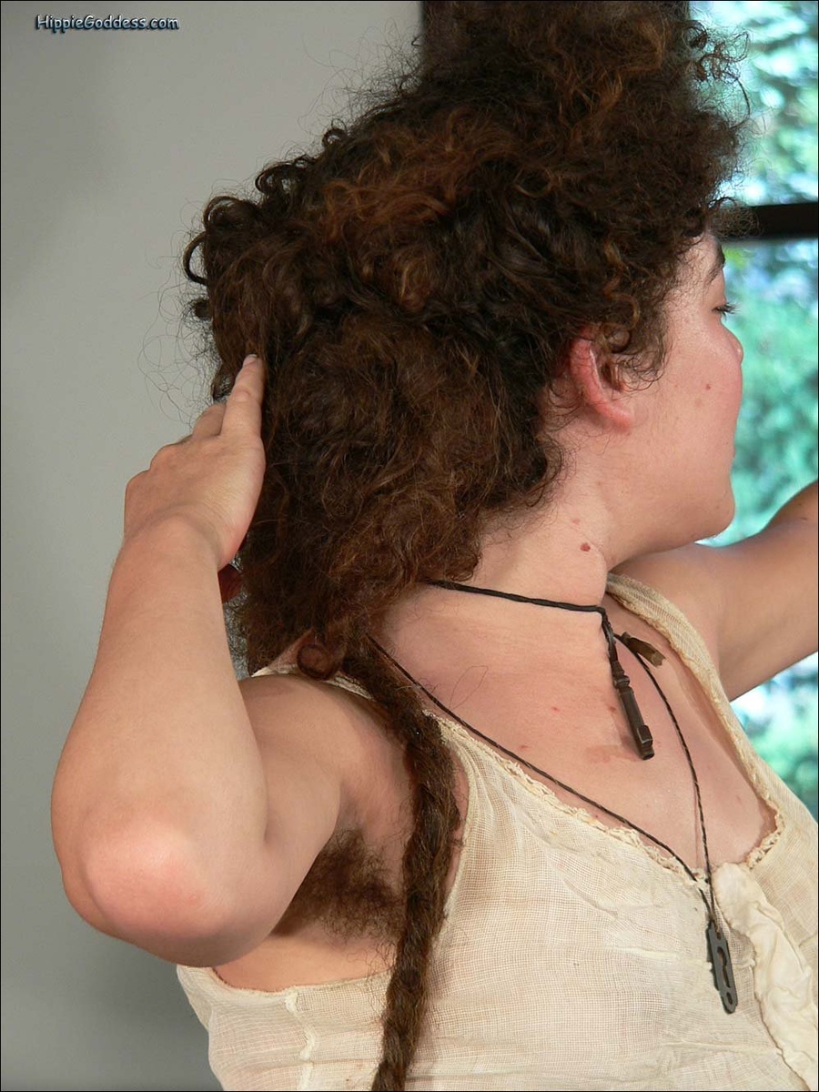 Erotic online. Two long haired Hippie girls - XXX Dessert - Picture 5