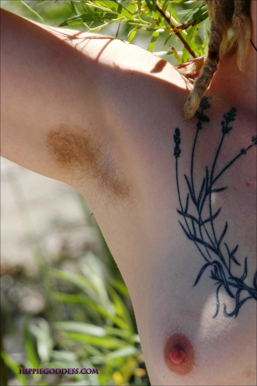 18 teen porn. Hairy, dreadlocked hippie gir - XXX Dessert - Picture 13