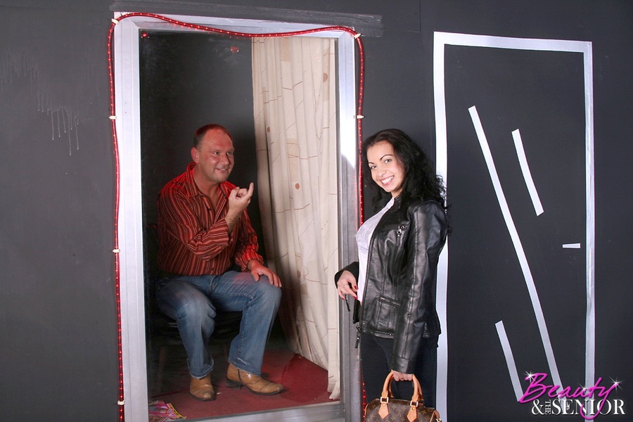 Old and young. Cute brunette teenager pays  - XXX Dessert - Picture 4