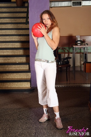 Young porn. Grey senior enjoys bowling w - Picture 1