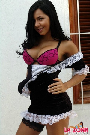 Naked latinas. Isabella is a sexy maid w - XXX Dessert - Picture 15