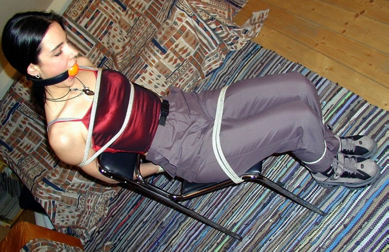 Total domination - Unique Bondage - Pic 4