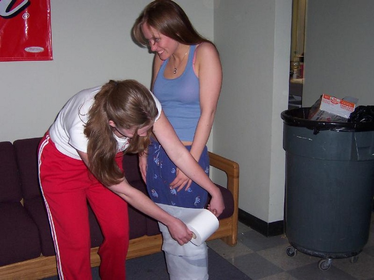 Submissive women share their pics - Unique Bondage - Pic 3