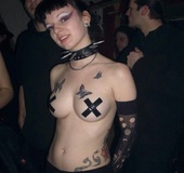 The BDSM amateurs love the pleasure of pain in their bodies