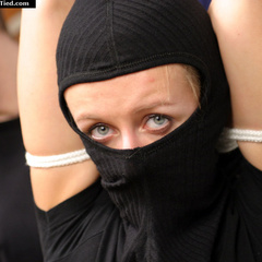 Anki and the burglar - Unique Bondage - Pic 7