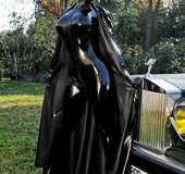 Mysterious Lucy Latex is the newest latex kink super hero!