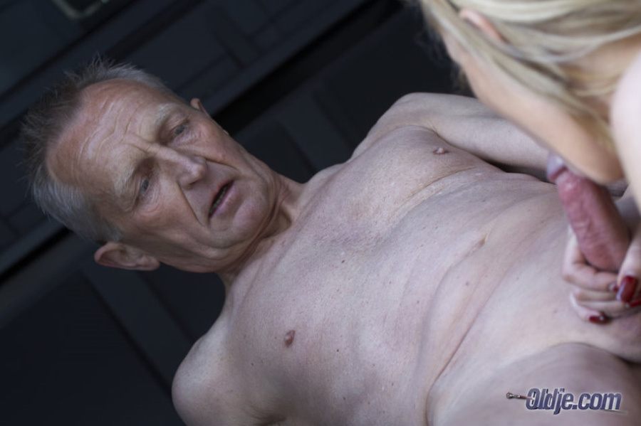 Old men fucking young girls - Donna and her - XXX Dessert - Picture 16