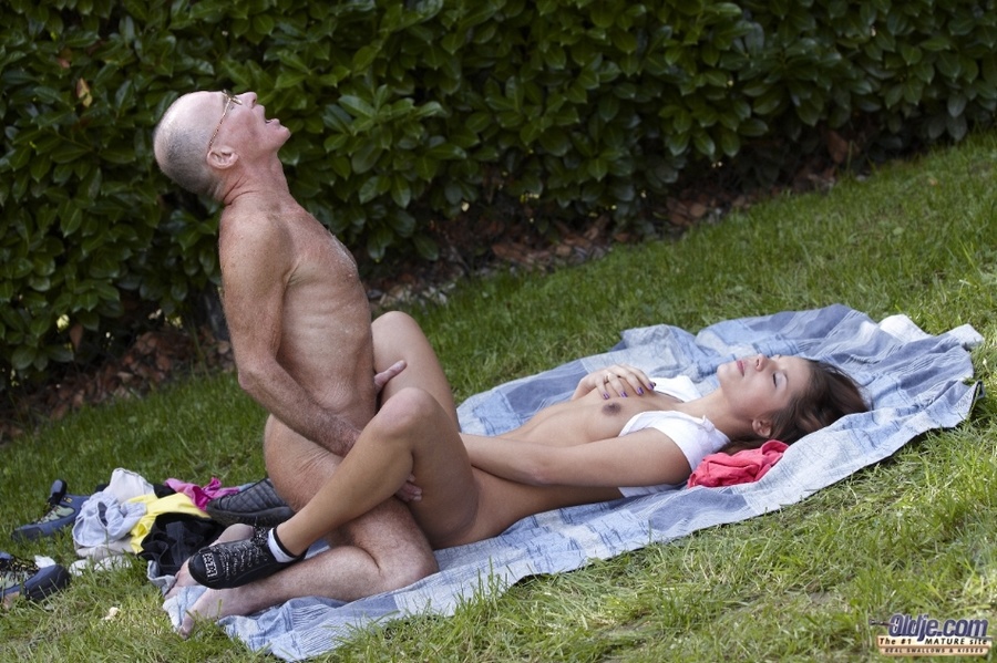 Old young adult - Angel doesn`t need a lose - XXX Dessert - Picture 11