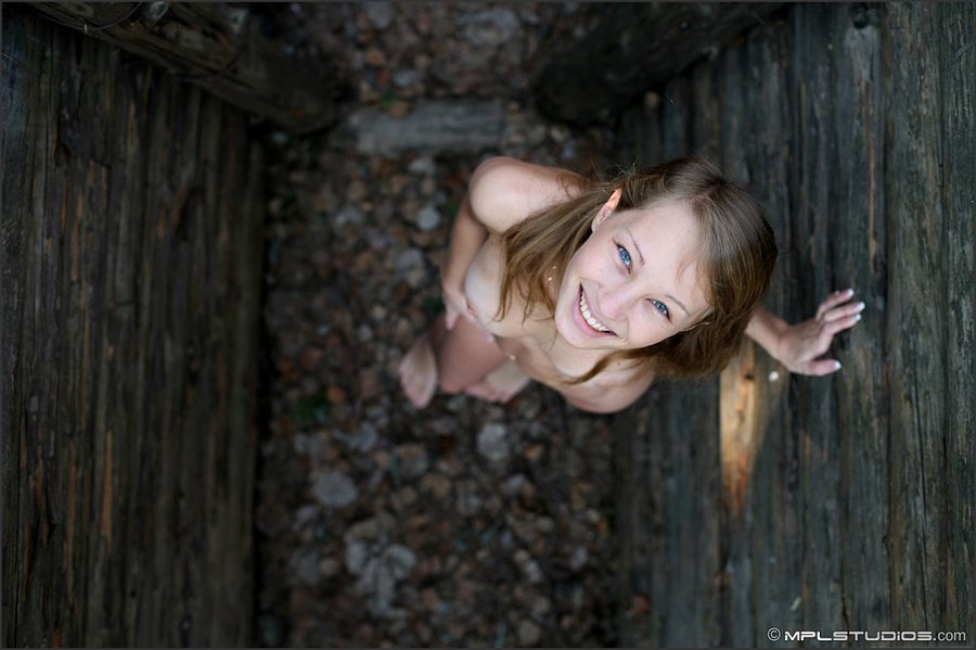 Naked babe forest - XXX Dessert - Picture 6