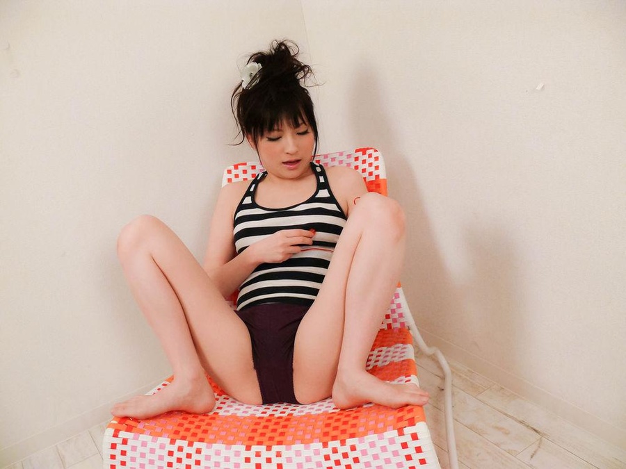 Bushy pussy japanese babe enjoying her twat - XXX Dessert - Picture 1