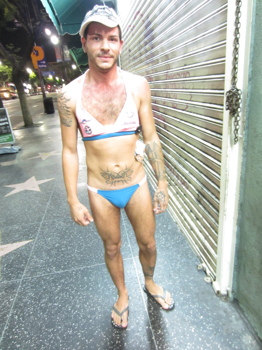 Horny gay stud getshis hard cock pleased by - XXX Dessert - Picture 2