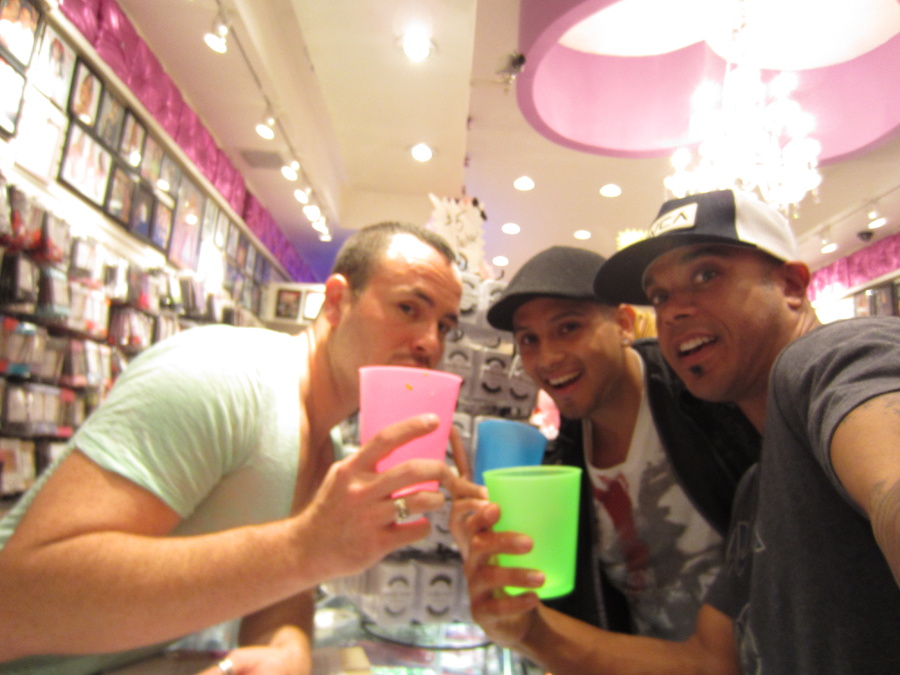 Young gay hunk undressing and exposing his  - XXX Dessert - Picture 6