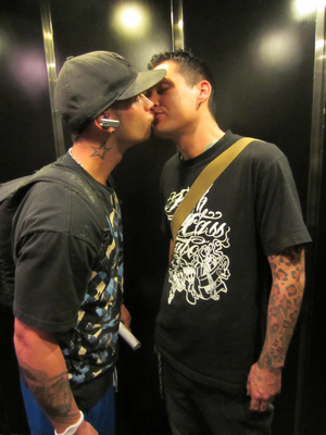 Tattoed young gay willingly take hard co - XXX Dessert - Picture 2