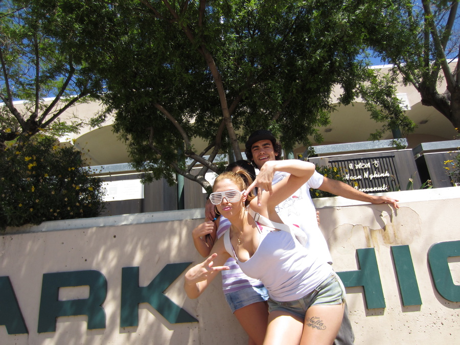 Sexy teen girls posing outdoors and then ma - XXX Dessert - Picture 6