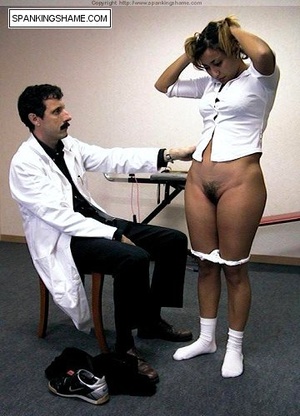 Lusty doctor undressed his teen patient  - Picture 12