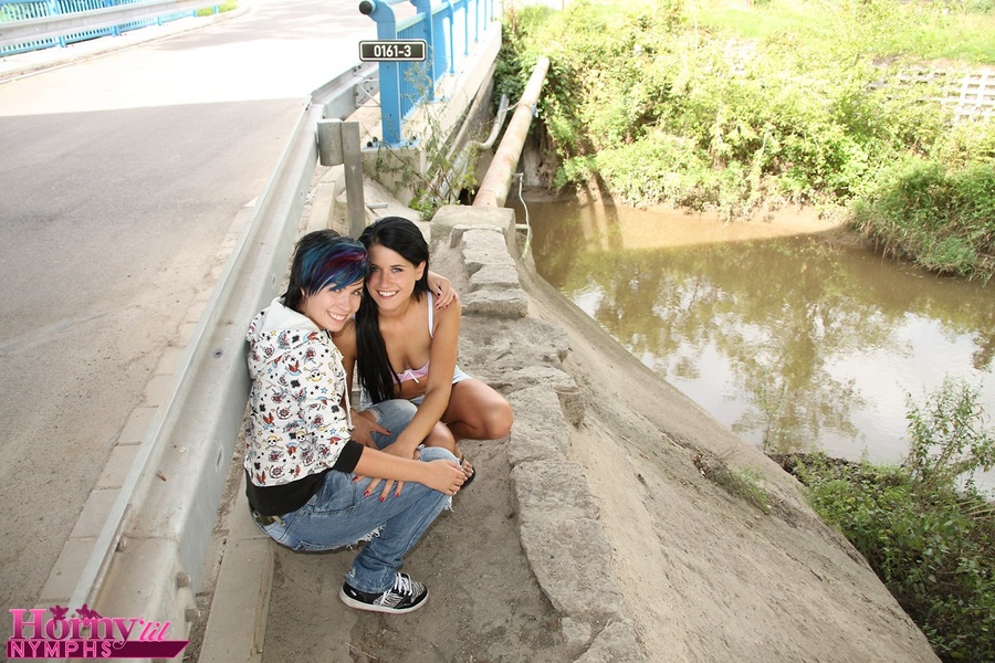 Lesbi. Adorable teen girls get naked and da - XXX Dessert - Picture 1