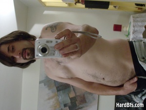 Real homemade xxx pics of horny gay teasing on a cam. Tags: Sexy men, gay pics, naked gay. - XXXonXXX - Pic 7