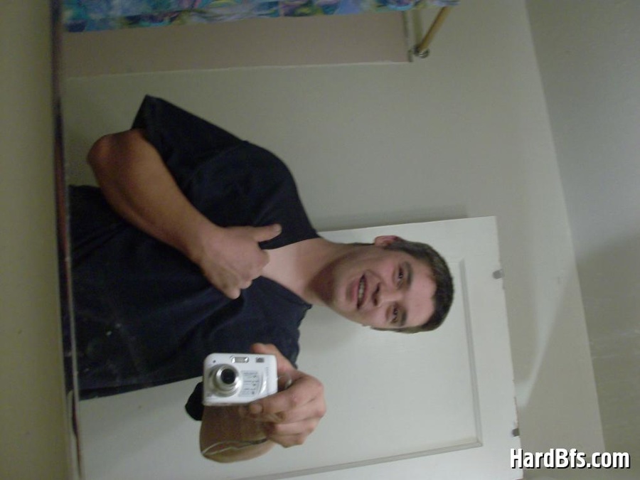 Real amateur gay dude making selfshot pics in the mirror. Tags: Naked men, gay pics, men erotica. - XXXonXXX - Pic 4