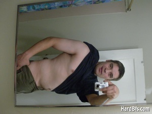 Real amateur gay dude making selfshot pics in the mirror. Tags: Naked men, gay pics, men erotica. - XXXonXXX - Pic 8