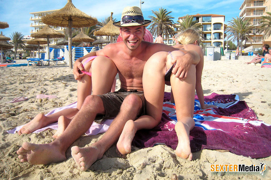 Two slutty blonde girls using strapon in th - XXX Dessert - Picture 2