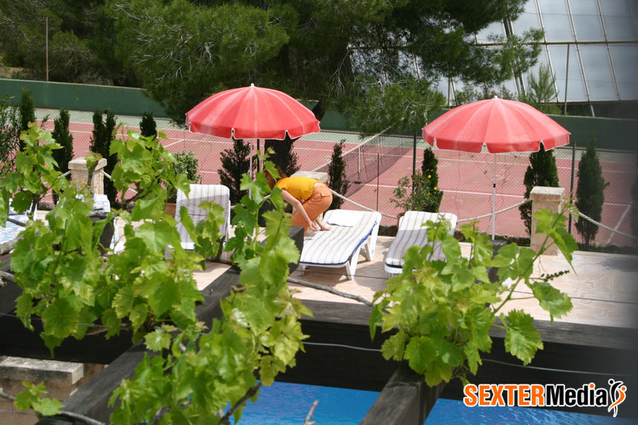 Real hot voyeur pics of nasty milf babe get - XXX Dessert - Picture 3