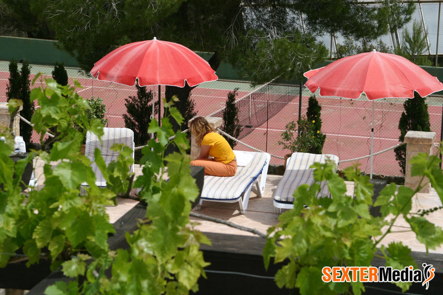 Real hot voyeur pics of nasty milf babe get - XXX Dessert - Picture 5