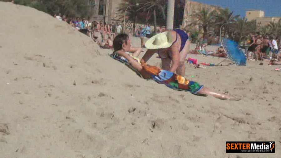 Reality hot pics of two girlfriends kissing - XXX Dessert - Picture 18