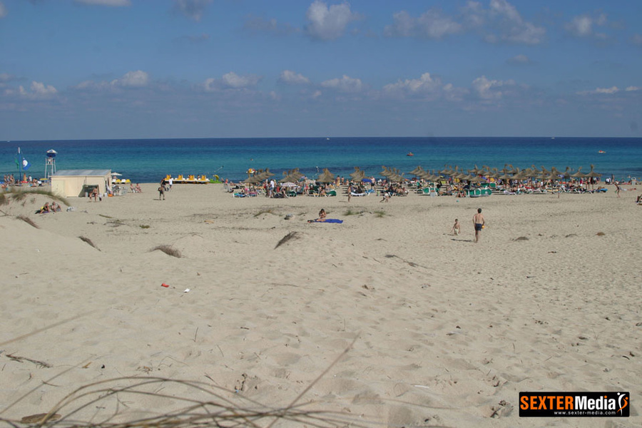 Voyeur pics of amateur babe getting complet - XXX Dessert - Picture 5