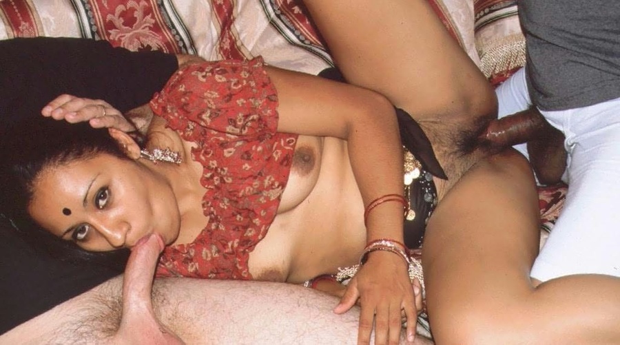 Indian Pornster Aunty - Horny Indian pornstar slurping dicks and ta - XXX Dessert - Picture 6