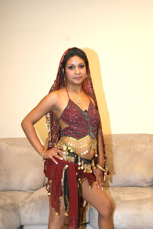 Hot Indian Monkia bends over the sofa so - Picture 2