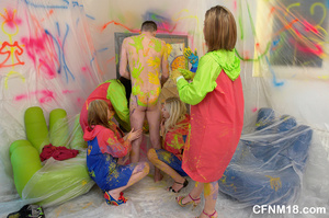 Five painting teen enjoying ultimate CFN - Picture 3