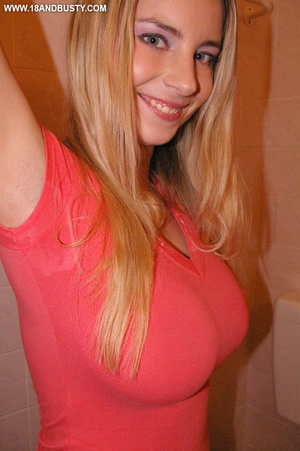 Sexy boobs. Breath taking teen very prou - Picture 4