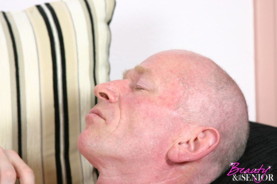 Teen porn. Blonde hottie gets fucked hard b - XXX Dessert - Picture 4